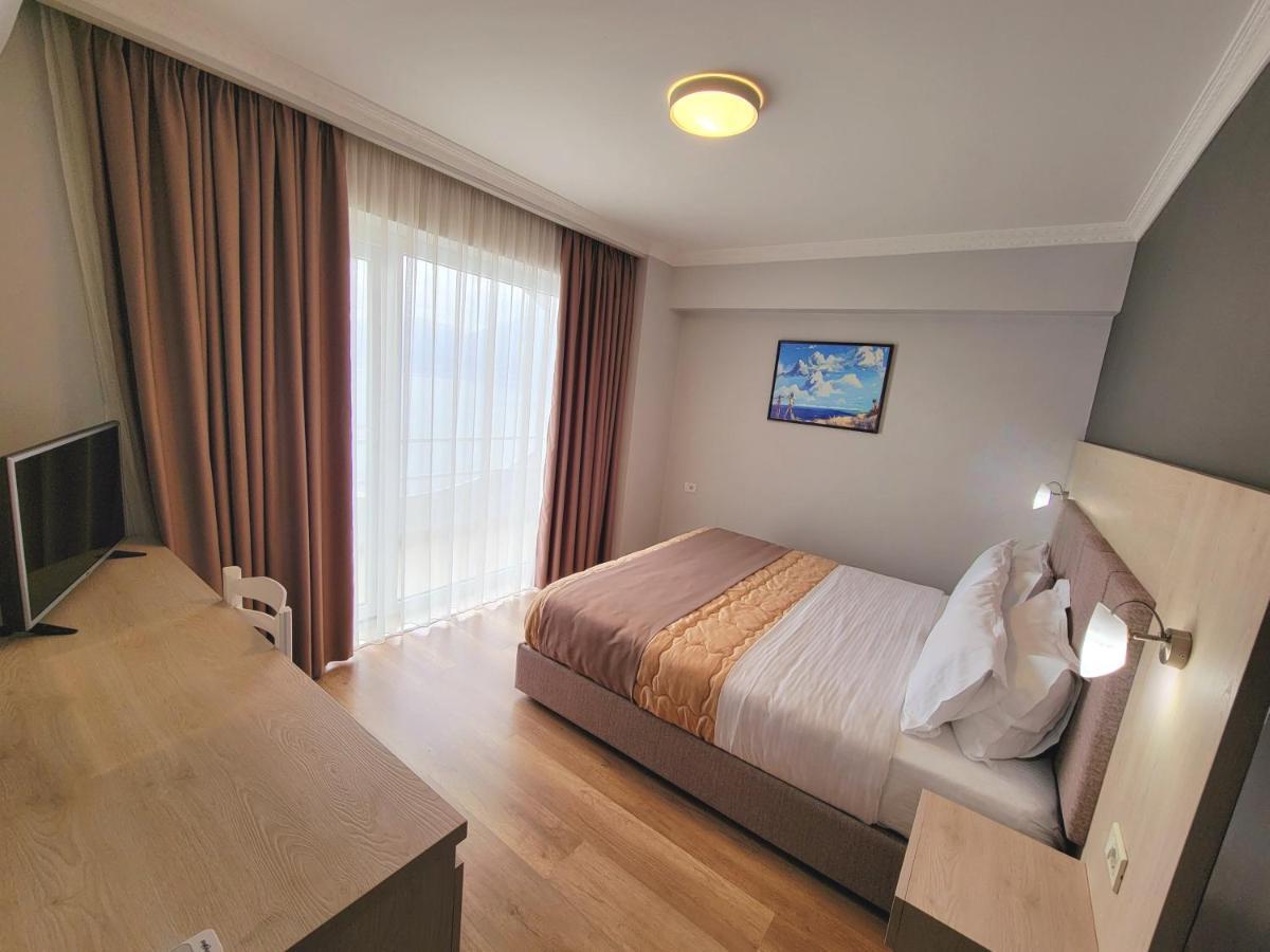 Hotel Enkelana