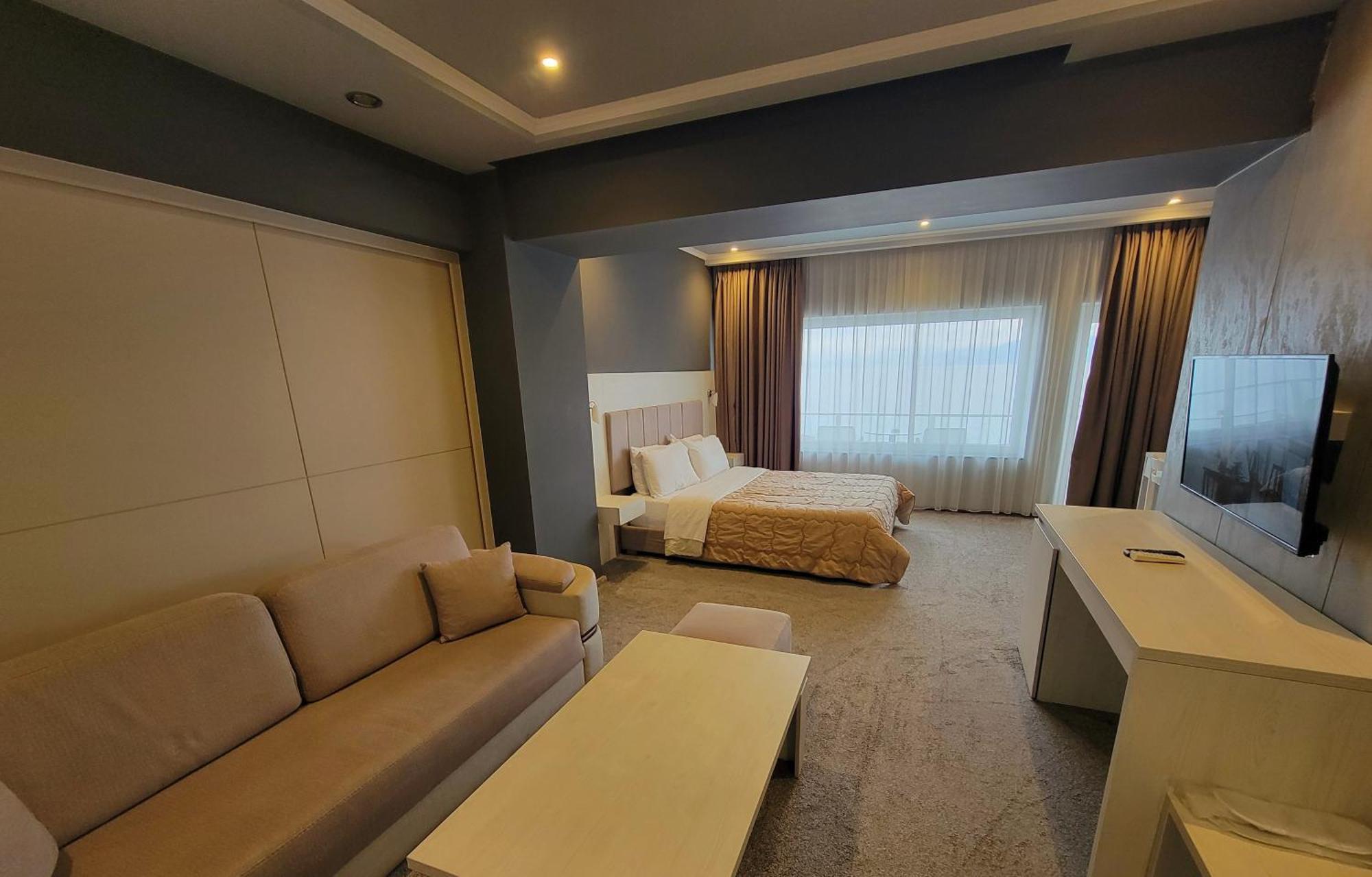Enkelana 4* Pogradec